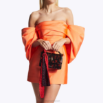 Kurt Geiger 女性 ロンドン ショアディッチ スモール クロスボディ D60X6116 黒赤 |バッグ - Image 2